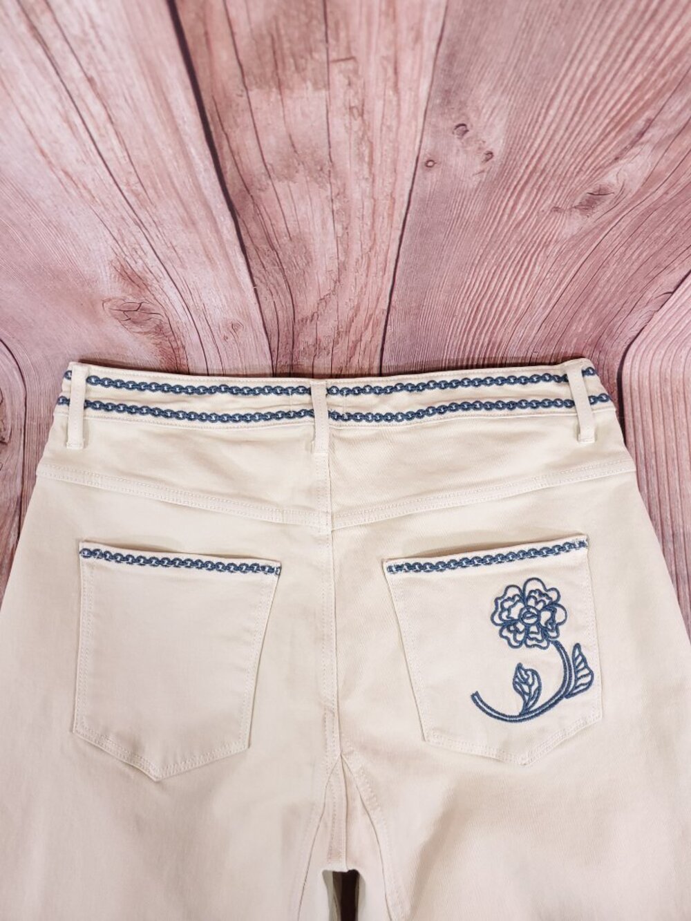 Driftwood Womens 30x26 Barbara Barrel Leg Embroidered Jeans Cream Floral Boho - Picture 5 of 15